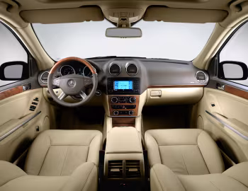 Interior 2010–12 Mercedes-Benz GL 550 [North America] (X164) '2009–12