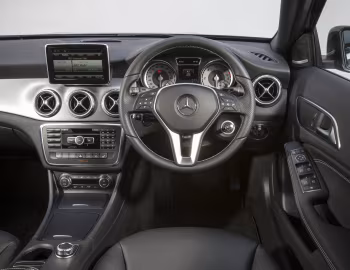 Panel frontal Mercedes-Benz GLA 200 CDI Sport [UK-spec] (X156) '2014–17