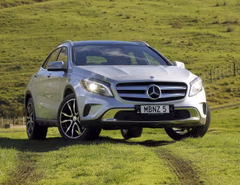 Mercedes-Benz GLA 250 4MATIC Urban [New Zealand] (X156) '2014–17