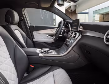 Interior Mercedes-Benz GLC-Klasse Coupé AMG Line [Worldwide] (C253) '2016–19