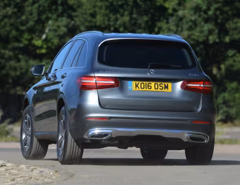 Mercedes-Benz GLC 220 d 4MATIC Sport [UK-spec] (X253) '2015–19