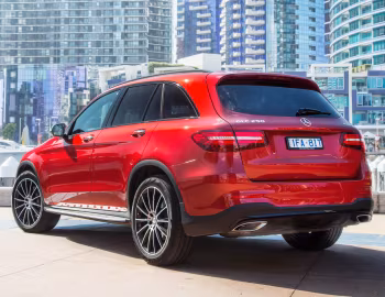 Mercedes-Benz GLC 250 4MATIC AMG Line [Australia] (X253) '2015–19