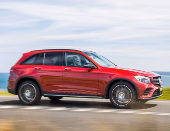 Mercedes-Benz GLC 250 4MATIC AMG Line [Australia] (X253) '2015–19