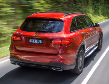Mercedes-Benz GLC 250 4MATIC AMG Line [Australia] (X253) '2015–19