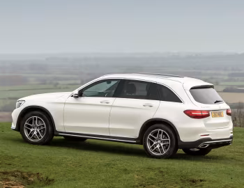 Mercedes-Benz GLC 250 d 4MATIC AMG Line [UK-spec] (X253) '2015–19