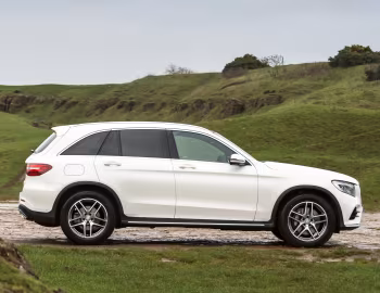 Mercedes-Benz GLC 250 d 4MATIC AMG Line [UK-spec] (X253) '2015–19