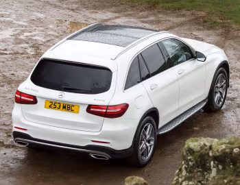 Mercedes-Benz GLC 250 d 4MATIC AMG Line [UK-spec] (X253) '2015–19
