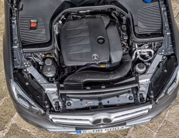 Bajo el capó Mercedes-Benz GLC 300 4MATIC [Worldwide] (X253) '2019–22