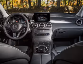 Panel frontal 2016–19 Mercedes-Benz GLC 300 4MATIC AMG Line [North America] (X253) '2015–19