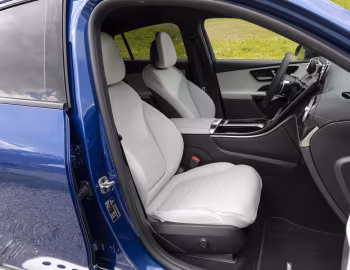 Intérieur Mercedes-Benz GLC 300 de 4MATIC Coupé AMG Line [Worldwide] (C254) '2023–pr.