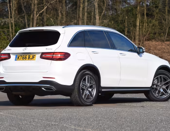 Mercedes-Benz GLC 350 d 4MATIC AMG Line [UK-spec] (X253) '2016–19