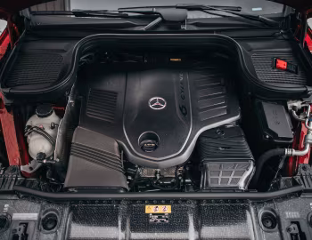 Bajo el capó 2020–23 Mercedes-Benz GLE 450 4MATIC AMG Line Night Package [North America] (V167) '2019–23