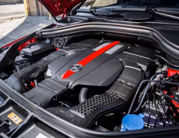Sob o capô 2016 Mercedes-Benz GLE 450 AMG 4MATIC Coupé [North America] '2015–16