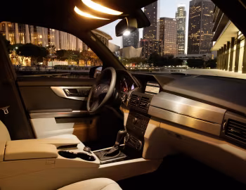 Interior Mercedes-Benz GLK 350 4MATIC Sport Package (X204) '2008–12