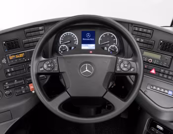 Panel frontal Mercedes-Benz Intouro M '2020–pr.