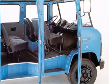 Interior Mercedes-Benz L 508 D Pritschenwagen mit Doppelkabine (Br.309) '09.1981–12.1988