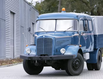 Mercedes-Benz LA 329 Schwerlast-Zugmaschine (Br.329) '1960