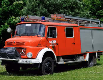 Mercedes-Benz LAF 1113 B/42 Löschfahrzeug Lentner LF 16 TS (Br.358) '1983–91