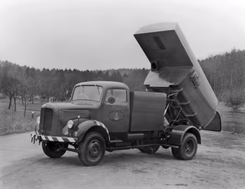 Mercedes-Benz LKO 311/42 KUKA Kehrmaschine (Br. L 311) '1955–61