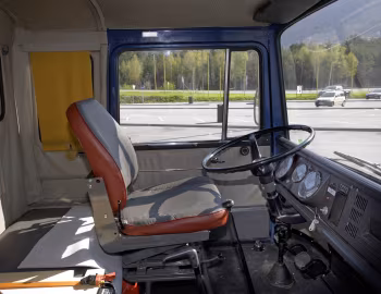 Interior Mercedes-Benz LP 1620 Pritschenwagen (Br.335) '1963–69