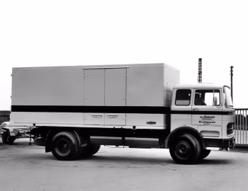 Mercedes-Benz LP 1623 (Br.335) '1967–69