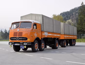 Mercedes-Benz LP 333 Pritschenwagen mit Wackenhut Aufbau '1958–61