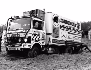 Mercedes-Benz LP 913 4×2 frigo '1979