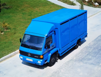 Mercedes-Benz MB 800 Beverage '1996–2002
