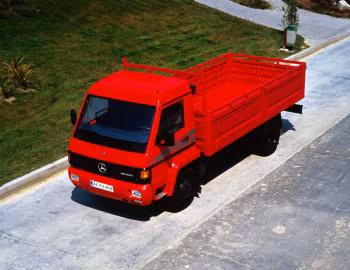 Mercedes-Benz MB 800 Cargo '1996–2002