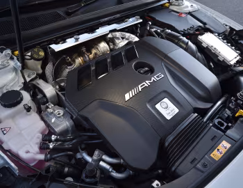 Bajo el capó Mercedes-AMG A 45 S 4MATIC+ [Japan] (W177) '2019–22