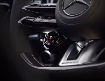 Інтер'єр 2024–н.ч. Mercedes-AMG C 63 S E Performance [North America] (W206) '2024–н.ч.