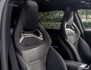 Intérieur Mercedes-AMG C 63 S E Performance Estate [UK-spec] (S206) '2023–pr.