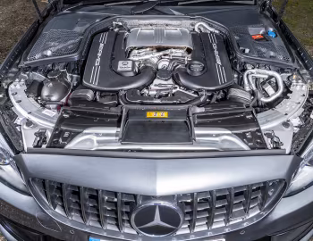 Bajo el capó Mercedes-AMG C 63 S Estate [UK-spec] (S205) '2018–21