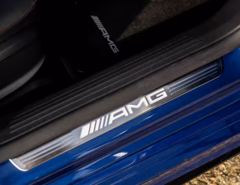 Інтер'єр Mercedes-AMG CLA 35 4MATIC [UK-spec] (C118) '2023–н.ч.