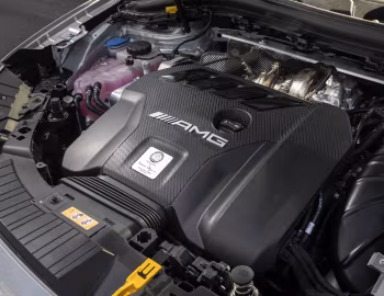 Bajo el capó Mercedes-AMG GLA 45 S 4MATIC+ [Worldwide] (H247) '2020–23