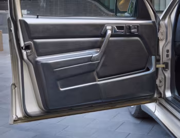 Intérieur Mercedes-Benz 190 E 2.3-16 [UK-spec] (W201) '09.1984–10.1988