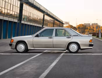 Mercedes-Benz 190 E 2.3-16 [UK-spec] (W201) '09.1984–10.1988