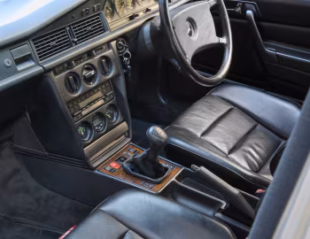 Intérieur Mercedes-Benz 190 E 2.3-16 [UK-spec] (W201) '09.1984–10.1988