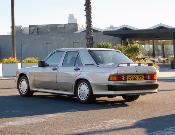 Mercedes-Benz 190 E 2.3-16 [UK-spec] (W201) '09.1984–10.1988