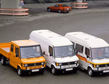 Mercedes-Benz 310 D Kastenwagen mit Hochdach, Mercedes-Benz 308 D Pritschenwagen mit Doppelkabine, Mercedes-Benz 210 D Kleinbus mit Hochdach