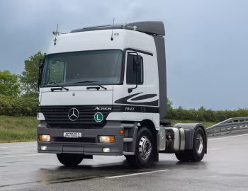 Mercedes-Benz Actros 1843 LS L-Fahrerhaus (MP1) '04.1996–10.2002