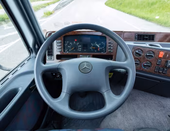 Panneau avant Mercedes-Benz Actros 1843 LS L-Fahrerhaus (MP1) '04.1996–10.2002