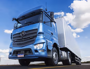 Mercedes-Benz Axor 2038 tractor [Brazil] '2025–????