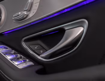 Interior Mercedes-Benz C 300 e AMG Sport [Thailand] (W205) '06.2020–11.2022