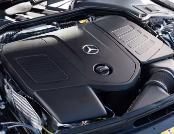 Bajo el capó Mercedes-Benz C 350 e AMG Line [Australia] (W206) '2025–pr.