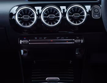 Interior Mercedes-Benz CLA 200 "Night Edition" [South Africa] (C118) '2026