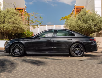 Mercedes-Benz E 200 AMG Line [Middle East] (W214) '2024–pr.
