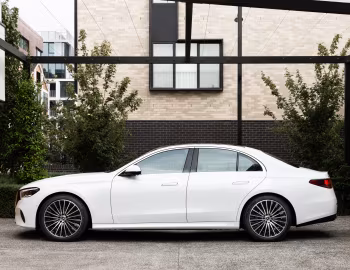 Mercedes-Benz E 200 Avantgarde Line [Australia] (W214) '2025–pr.