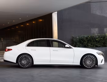 Mercedes-Benz E 200 Avantgarde Line [Australia] (W214) '2025–pr.