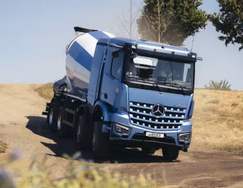 Mercedes-Benz eArocs 400 8×4 Liebherr HTM 905 Betonmischer '2026